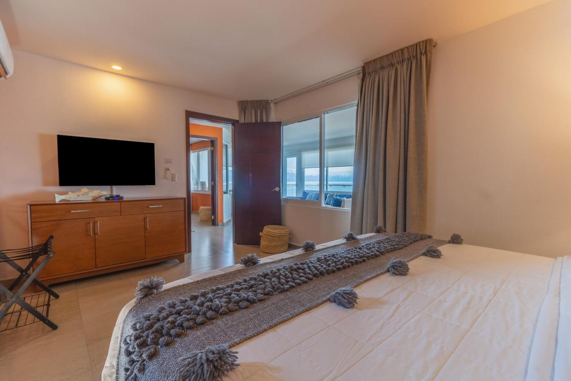 The Paramar Beachfront Boutique Hotel With Breakfast Included - Downtown Malecon Puerto Vallarta Pokoj fotografie